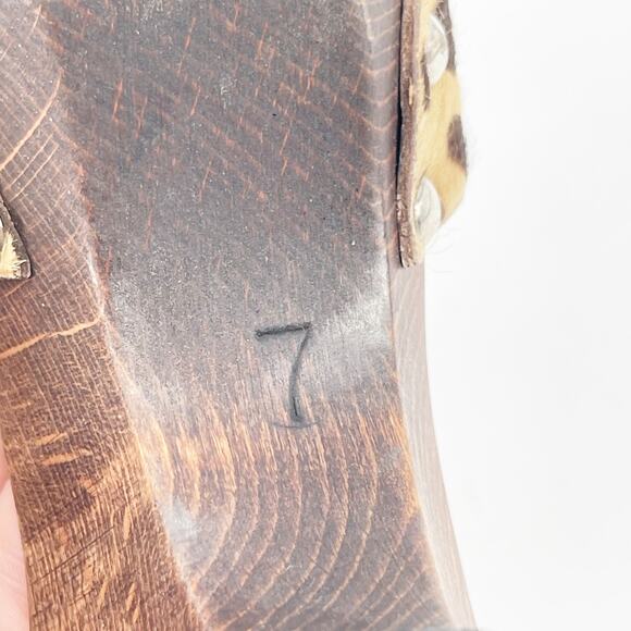 Dolce & Gabbana Vintage Leopard Calf Hair Wooden Mule Clog Sandals size 7 - Picture 11 of 11